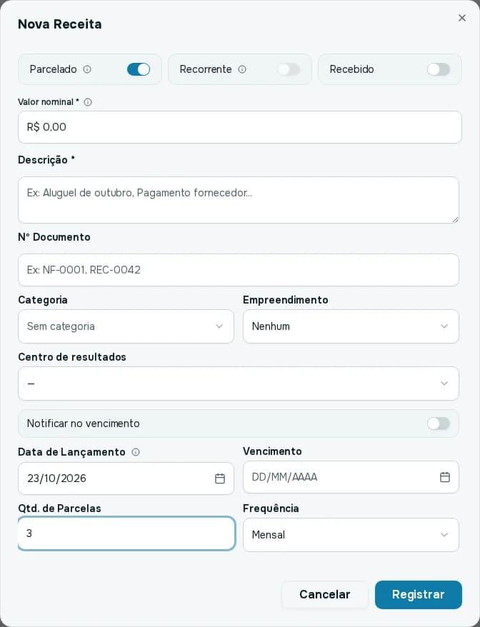 Janela Nova Receita com Parcelado ligado, mostrando os campos Qtd. de Parcelas e Frequência