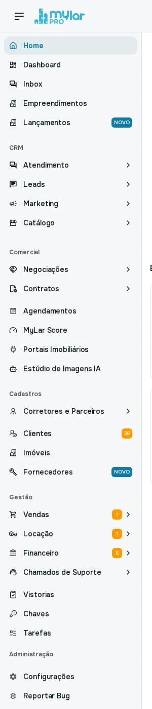 Menu lateral completo com os grupos CRM, Comercial, Cadastros, Gestão e Administração