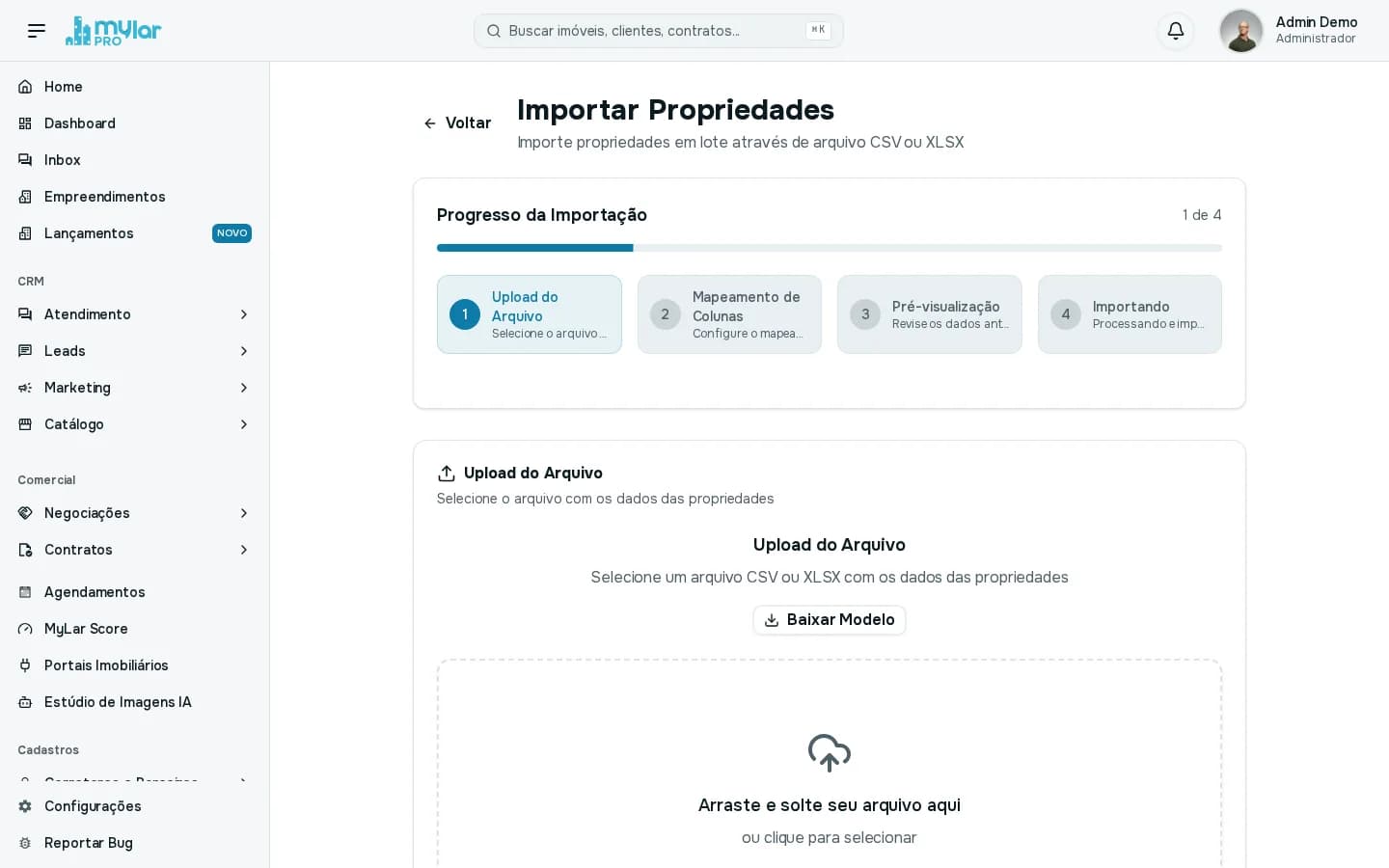 Tela Importar Propriedades na etapa Upload do Arquivo, com o botão Baixar Modelo e a área para arrastar o arquivo
